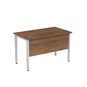 Стол прямой Stil на металлических опорах с экраном ЛДСП